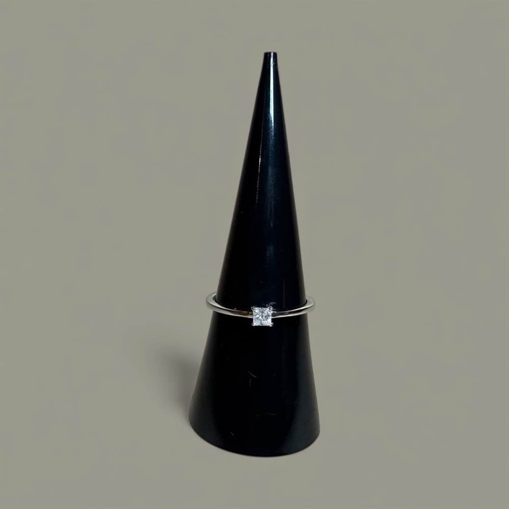 925 Sterling Silver‎ Princess cut solitaire Ring